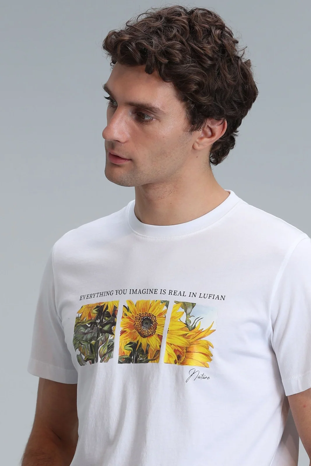 June Modern Grafik Tişört Beyaz