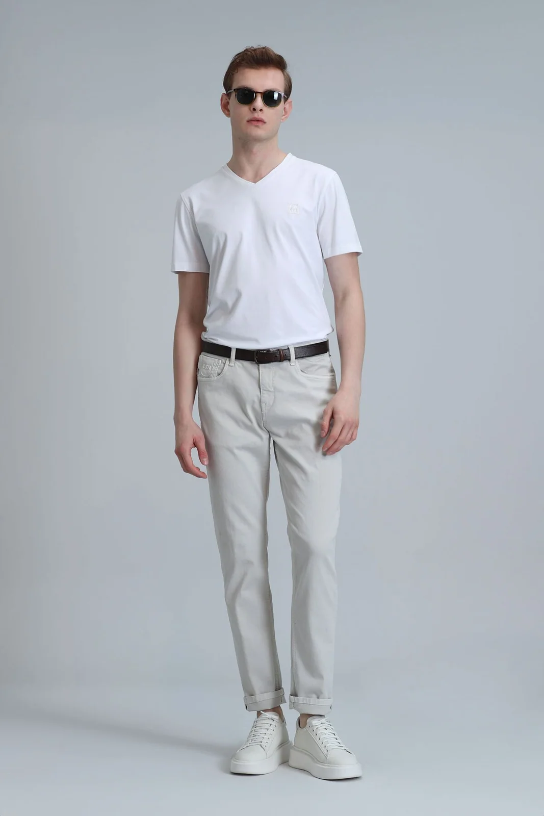 Tuna Modern Grafik Tişört Beyaz