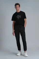 Adrıan Modern Grafik Tişört Siyah