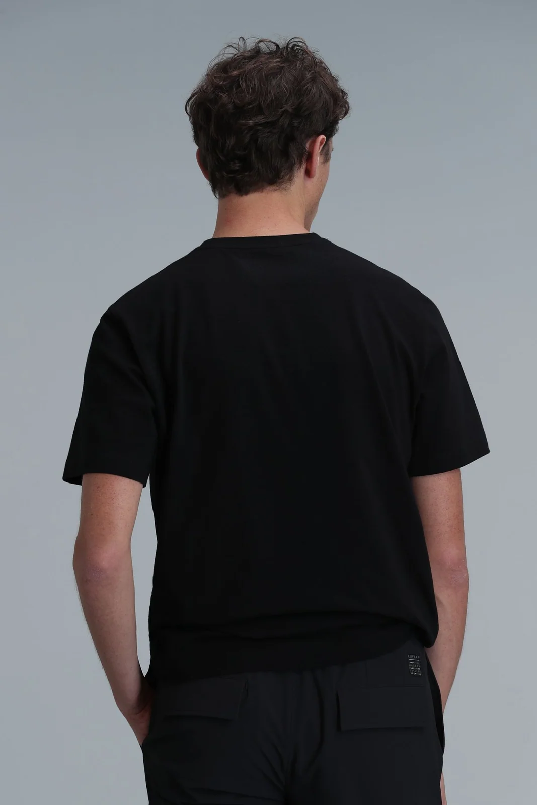 Adrıan Modern Grafik Tişört Siyah