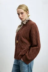 Stella Camel Hair Blend Crew Neck Knit Sweater Burgundy