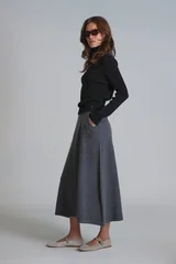 Gale Women's Sweater Black