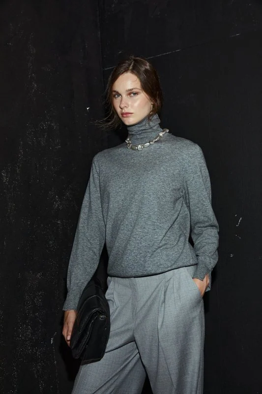Harper Women's Sweater Gray