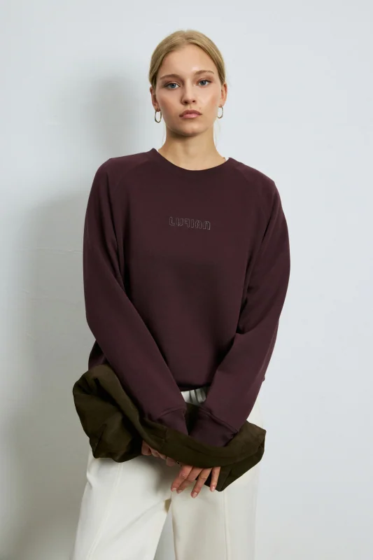Woman Knitting Sweatsh Purple