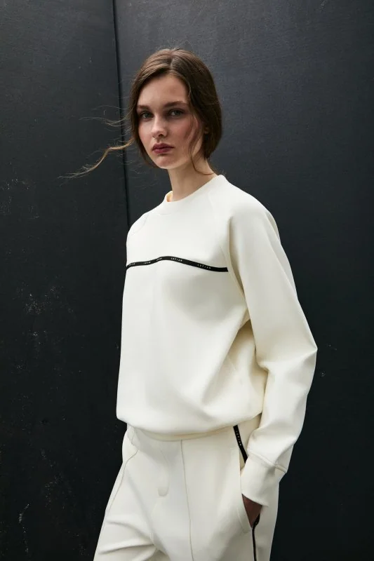 Angelına Women's Knitted Sweatshirt Off White