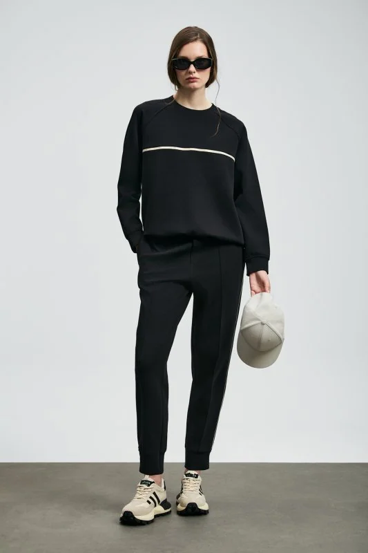 Angelına Women's Knitted Sweatshirt Black