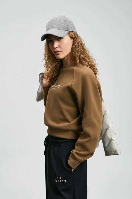 Beggy Women's Knitted Sweatshirt Camel Hair