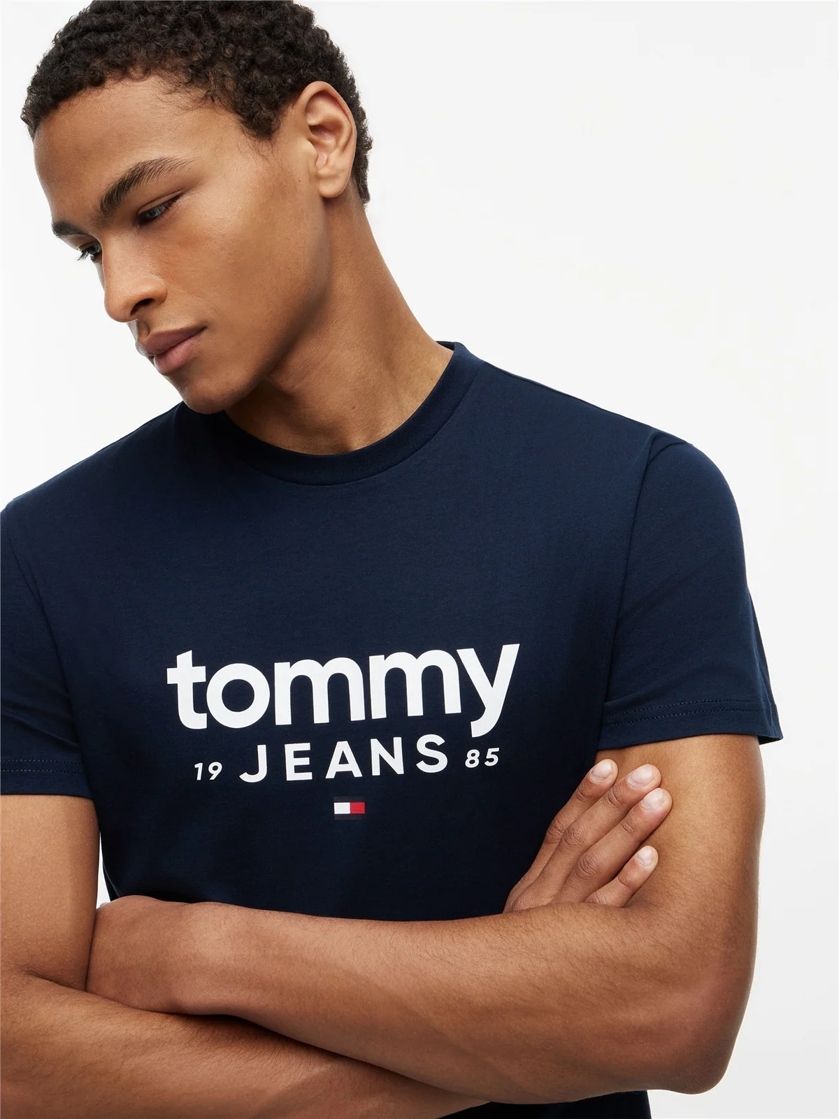 Tommy Jeans Logo Slim Fit Graphic T-Shirt - Navy - S