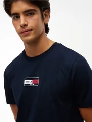 Tommy Hilfiger Small Flag Brand Love T-shirt - Navy - M