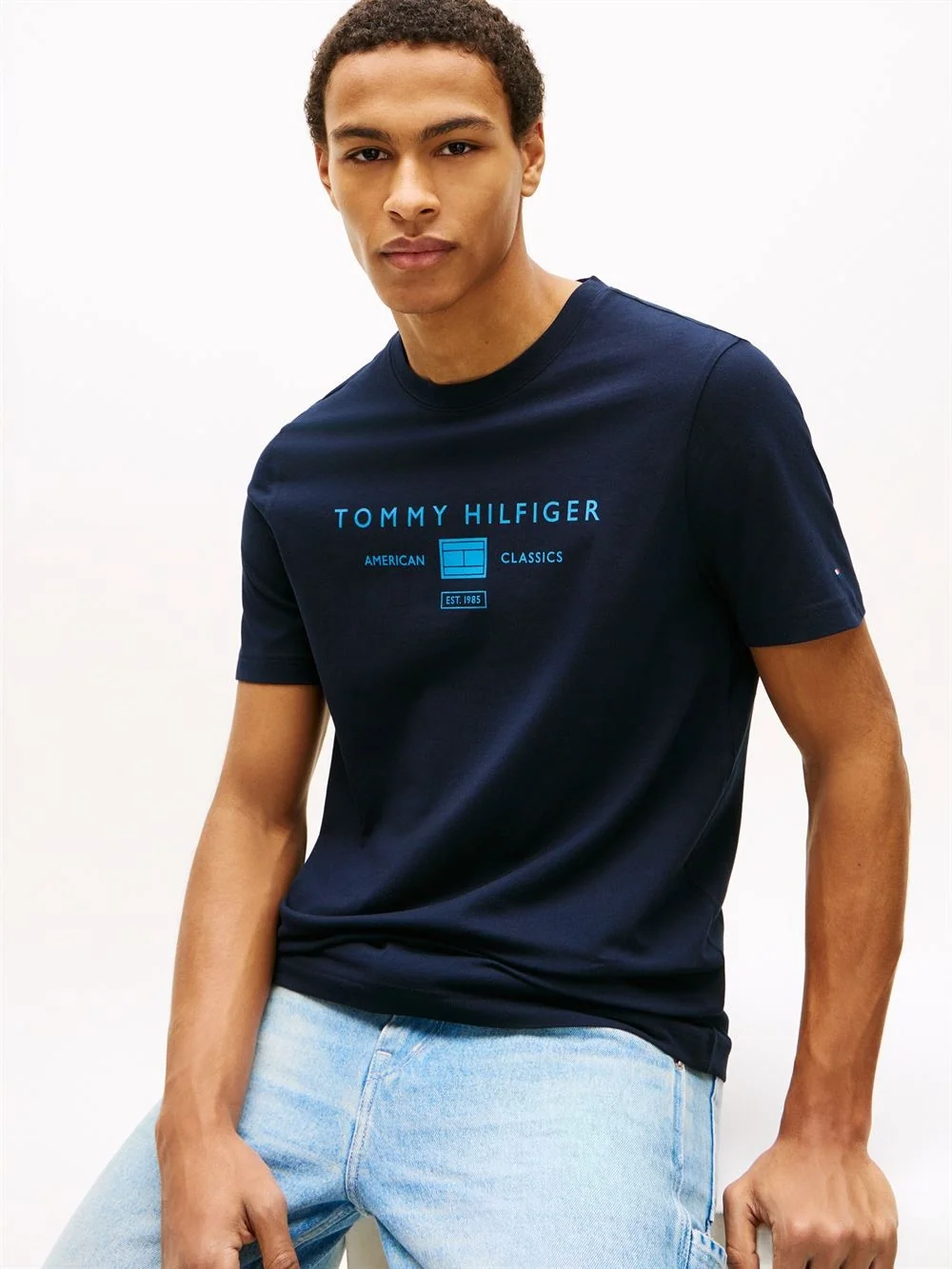 Tommy Hilfiger Brand Love Mono Logo T-shirt - Navy - M