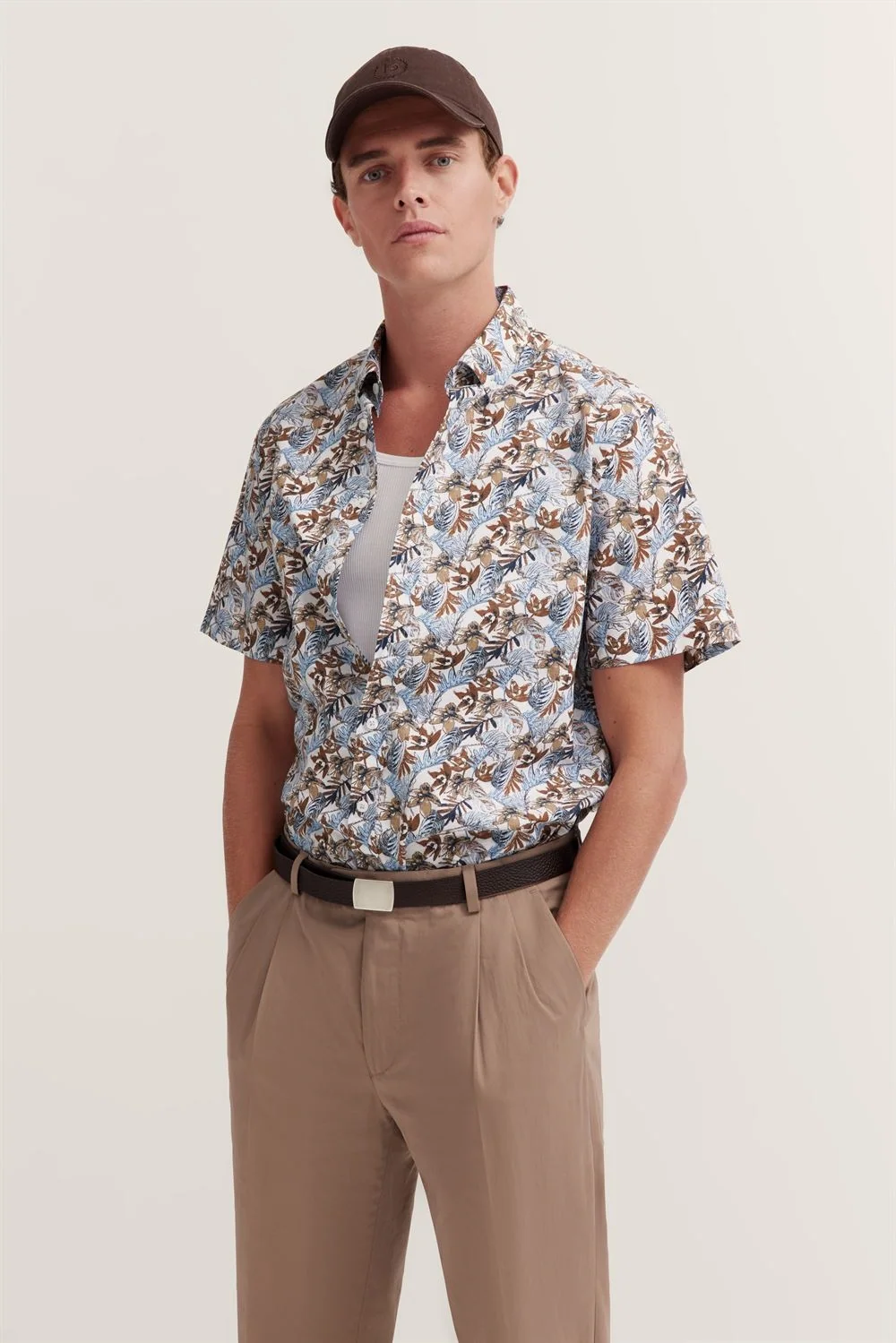 Bugatti Casual Leaf Print Short Sleeve Shirt - Beige - XL