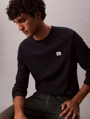 Calvin Klein Jeans Long Sleeve Waffle Badge Crew T-shirt - Navy - L