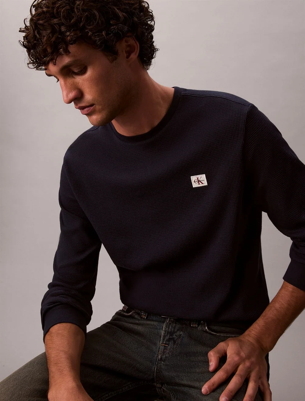 Calvin Klein Jeans Long Sleeve Waffle Badge Crew T-shirt - Navy - L