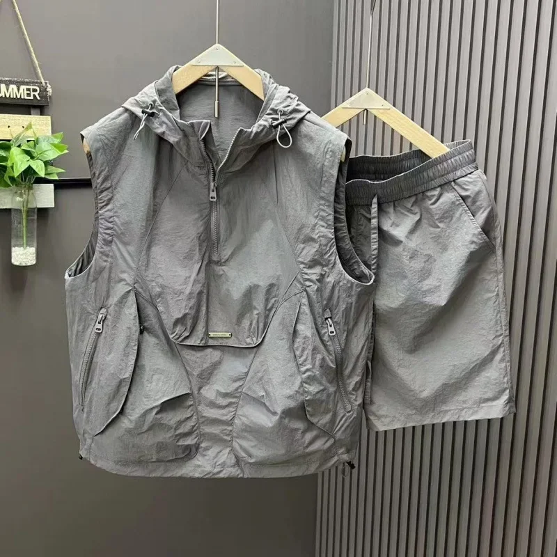 2026 Summer New Men's Casual Hooded Sleeveless 2 Piece Set Lightweight Ice Silk Loose Knee Length Shorts Korean Style