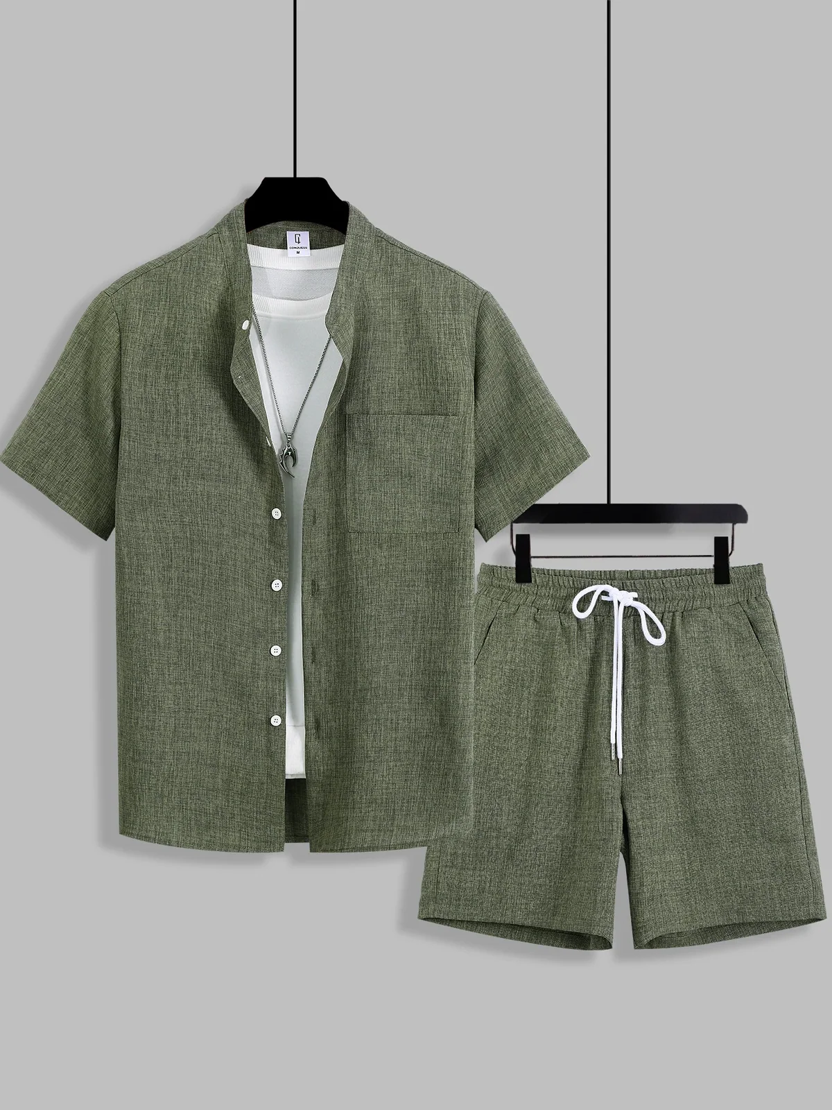 Lightly Mature Commuter Style Men's Two-Piece Suit, Faux Linen Texture Stand-Up Collar Shirt and Shorts, Army Green Casual Loose Fit Men's Summer Daily Wear
