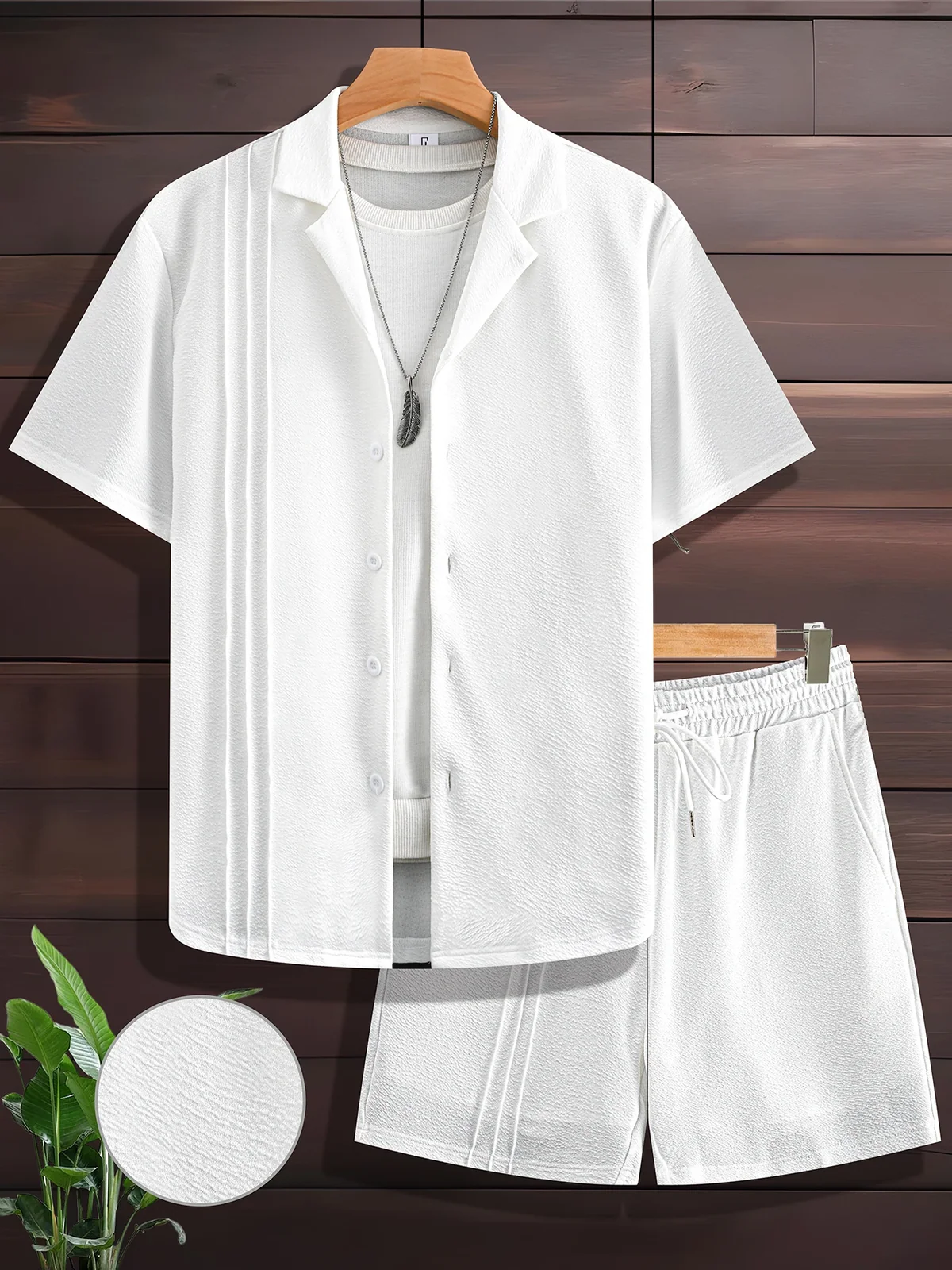 Men's White Textured Cuban Collar Short-Sleeved Shirt and Drawstring Shorts Two-Piece Set, Solid Color Casual Outfit, Lightweight and Breathable Summer Vacation Outfit