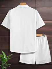 Men's White Textured Cuban Collar Short-Sleeved Shirt and Drawstring Shorts Two-Piece Set, Solid Color Casual Outfit, Lightweight and Breathable Summer Vacation Outfit