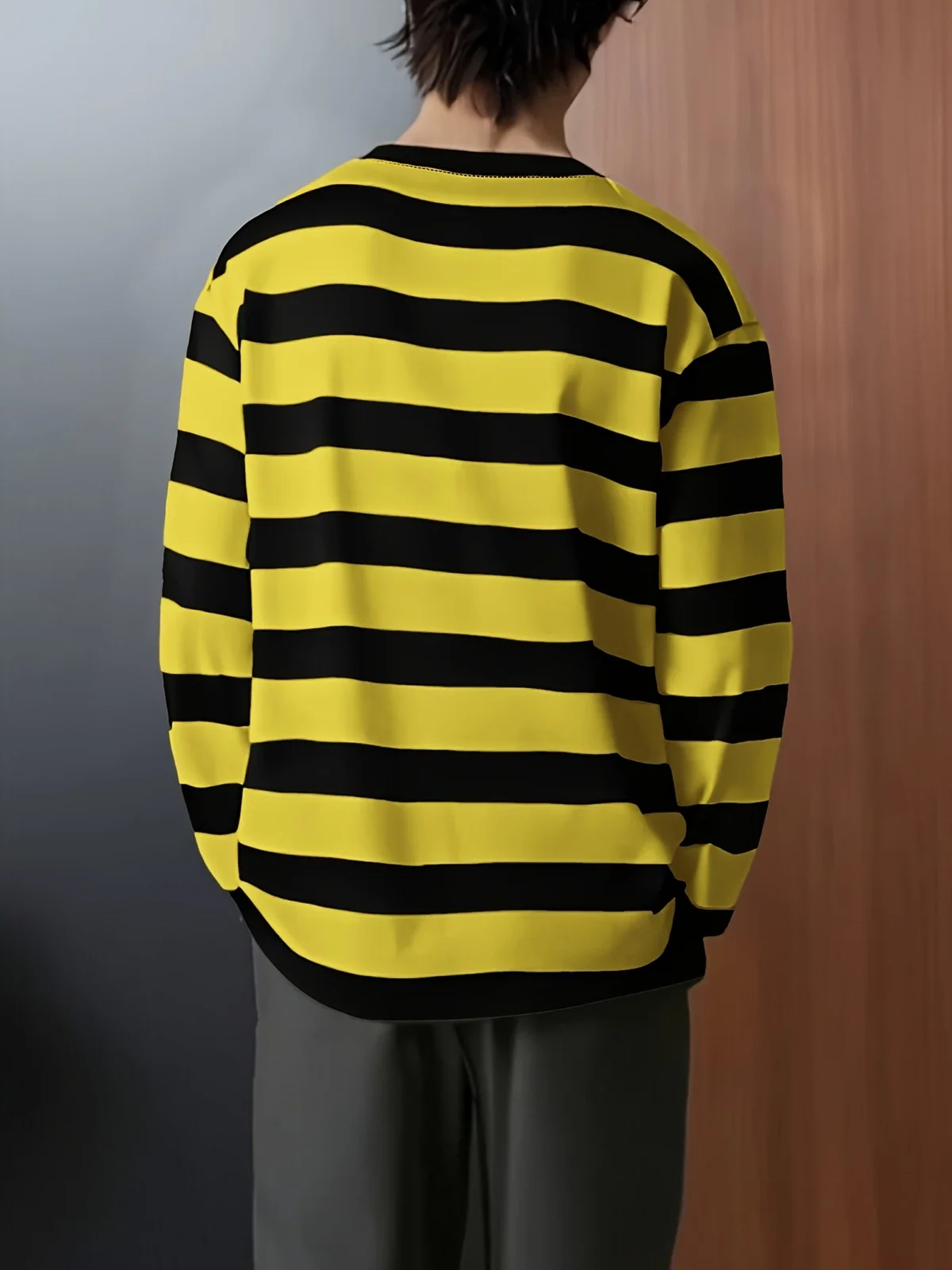 American Retro Yellow Black Striped Long Sleeved T-shirt for Men and Women, Loose Contrasting Color Round Neck Street Casual Top