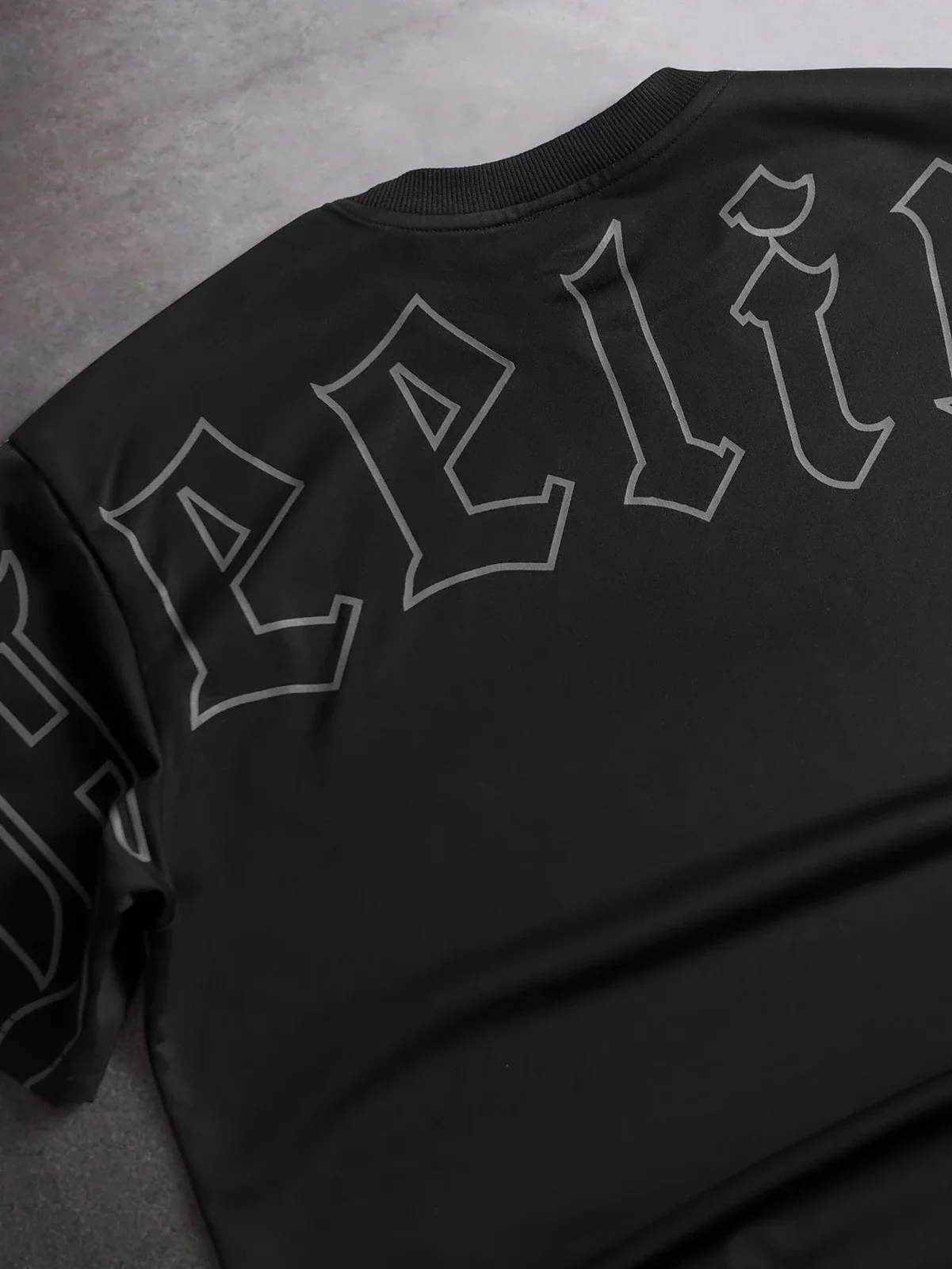 Men's and Women's Fitness Casual Tracksuit Gothic Letter Print Streetwear Crew Neck Tee & Elastic Waist Shorts 2‑Piece Set S‑2XL