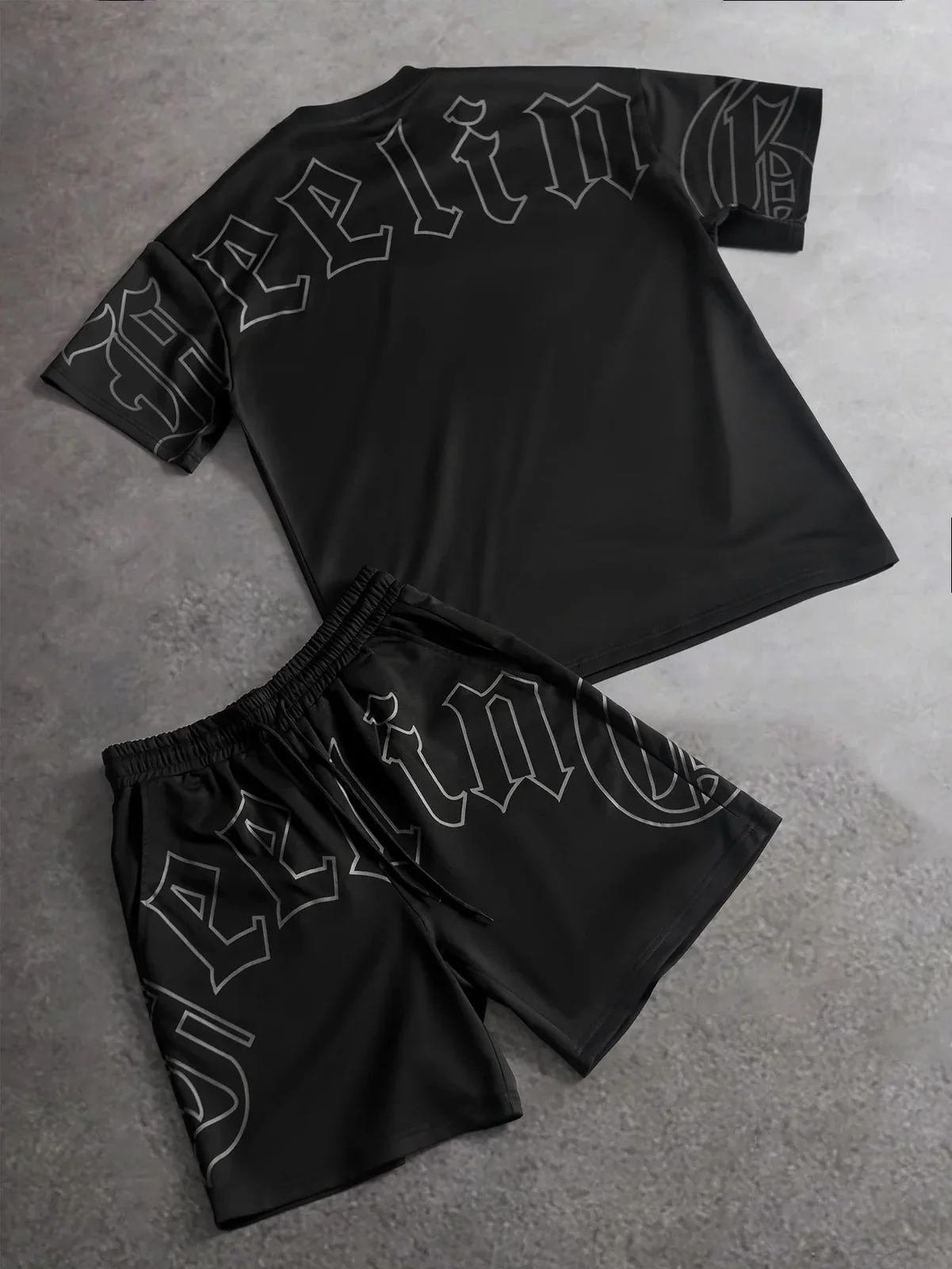 Men's and Women's Fitness Casual Tracksuit Gothic Letter Print Streetwear Crew Neck Tee & Elastic Waist Shorts 2‑Piece Set S‑2XL