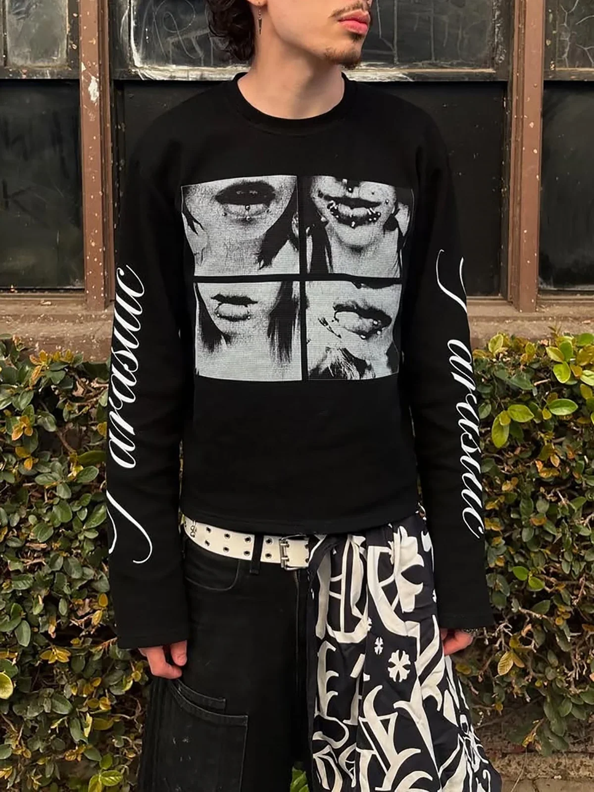 Dark Style Street Punk Unisex Long Sleeved Shirt with Retro Millennium Print T-Shirt