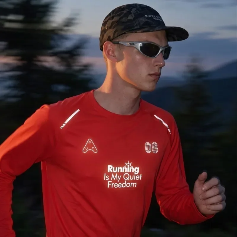 Reflective Sports Running Shirt - Unisex Moisture-Wicking Crew Neck Tee with High Visibility for Night Jogging & Hiking