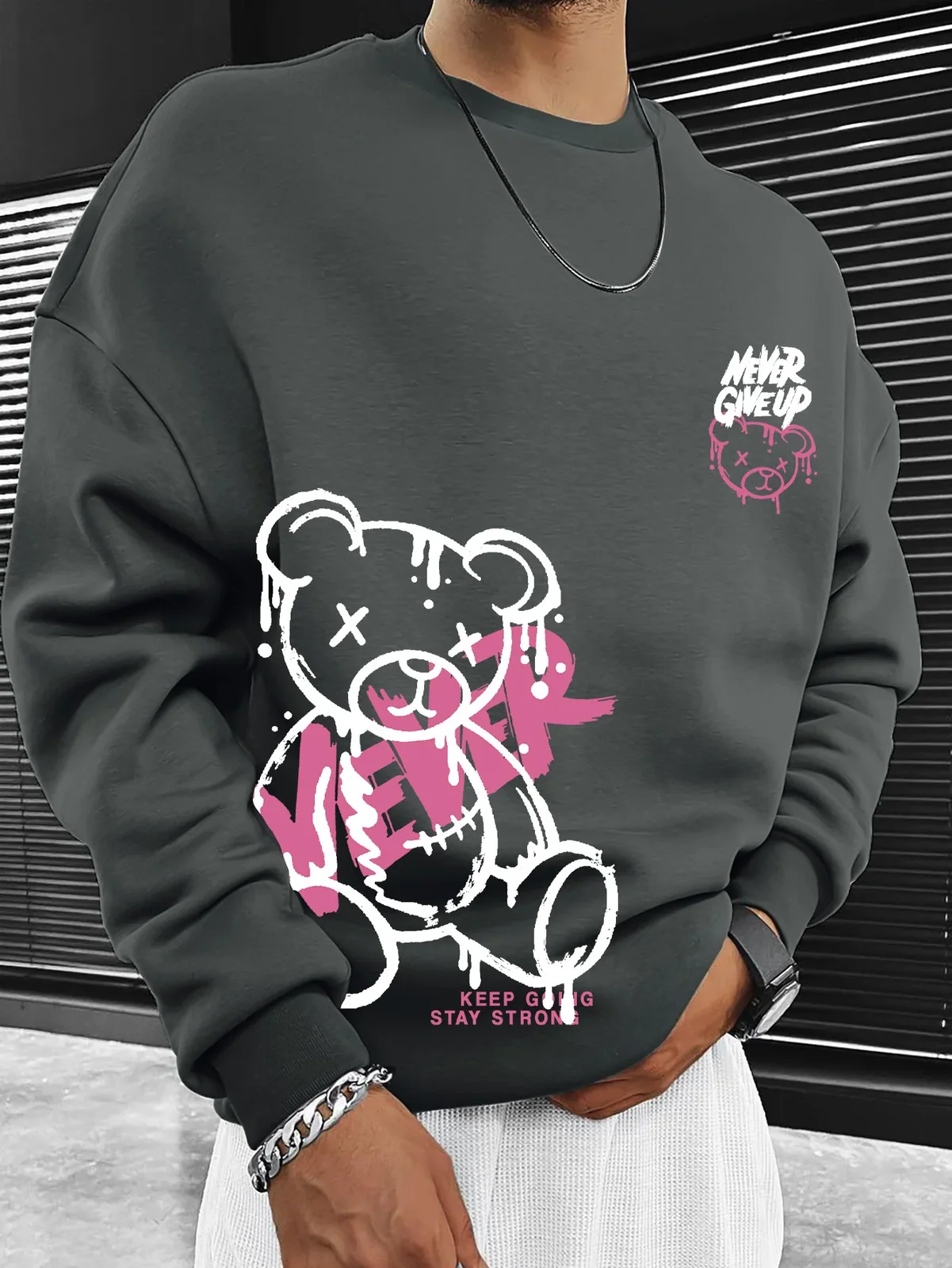 Autumn and winter men's sweater with bear print, warm, comfortable, casual, fashionable, street wear