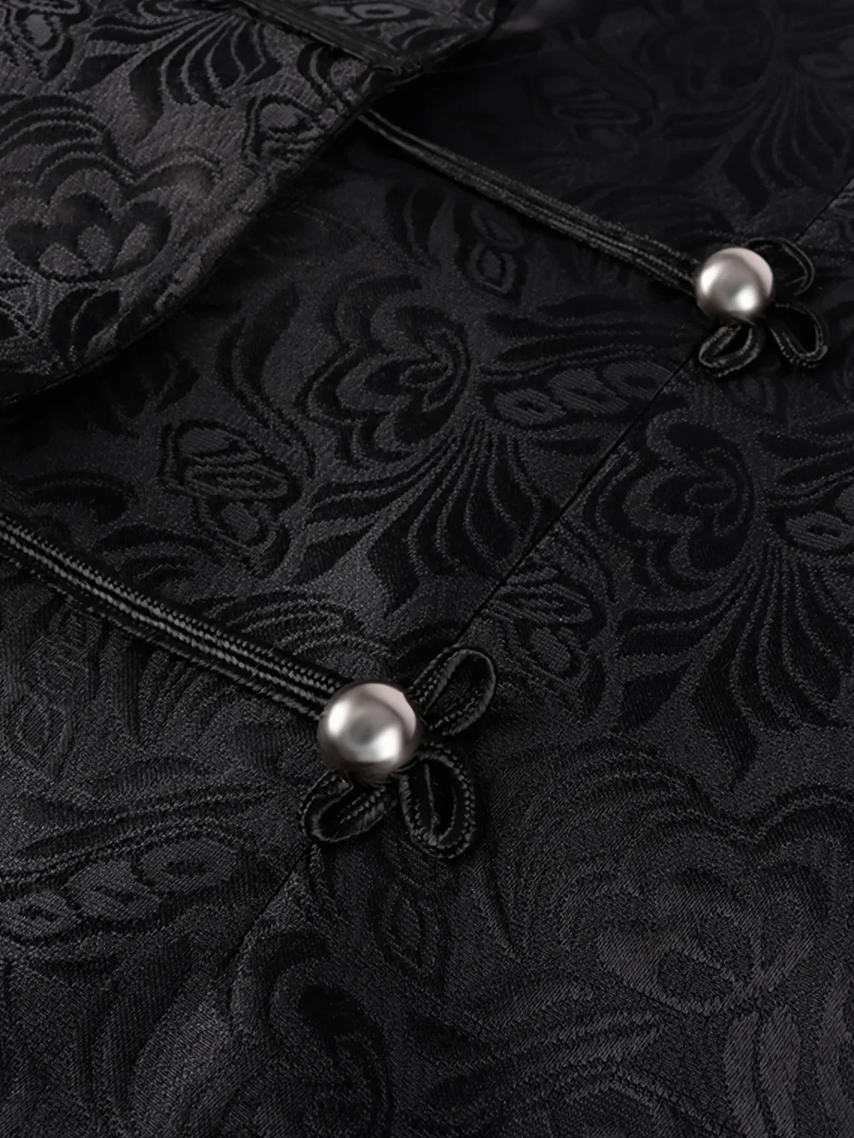 2026 New European Medieval Men's Gothic Vest, Halloween Stage Costume, Button Lapel, Slim Fit, Mid-Length Black Waistcoat