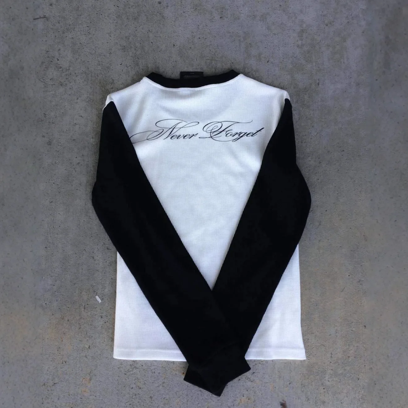 New Long Sleeve T-shirt Dark Retro Y2K Printed Top High Street Gothic Trendy Dress Ins