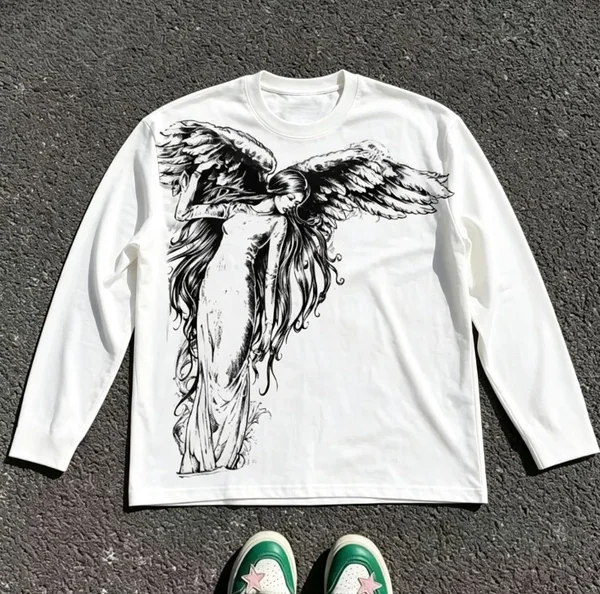 Gothic wing pattern long sleeved T-shirt polyester fiber round neck loose T-shirt street wear casual top unisex