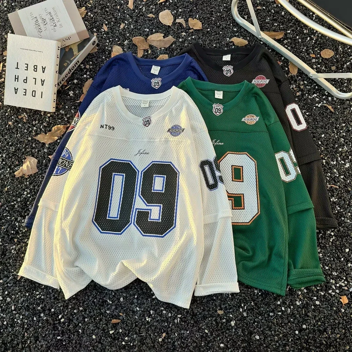 2026 American retro street style 3D letter print V-neck long sleeved T-shirt casual sports top unisex trendy outfit