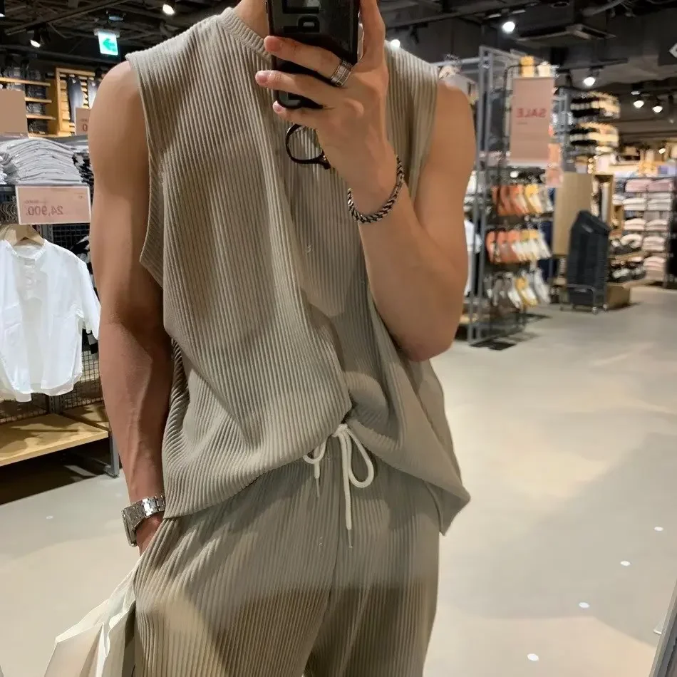 Summer Solid Color Vest Quick-drying Breathable Thin Threaded Ice Silk Top Sleeveless Suit Fitness Loose Men