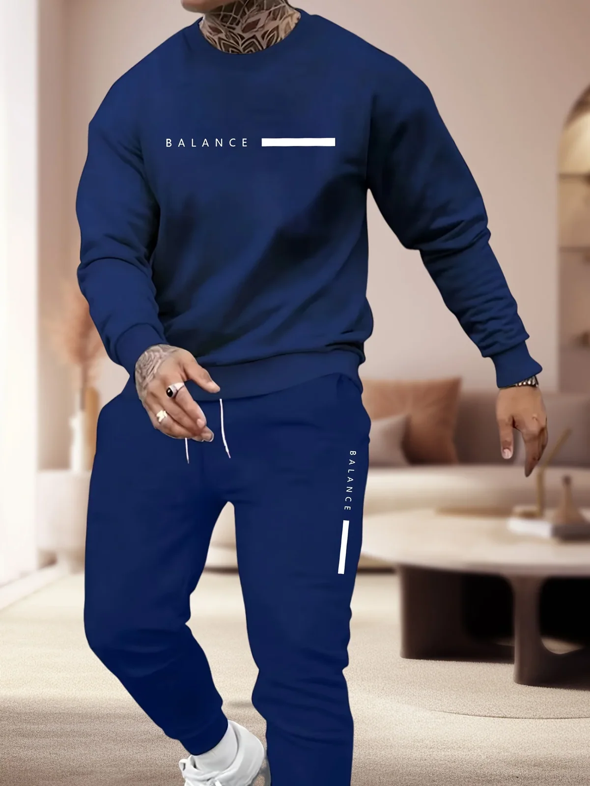 The new men's hoodie set for Spring and Autumn 2025 is a comfortable and soft streetwear collection with letter prints