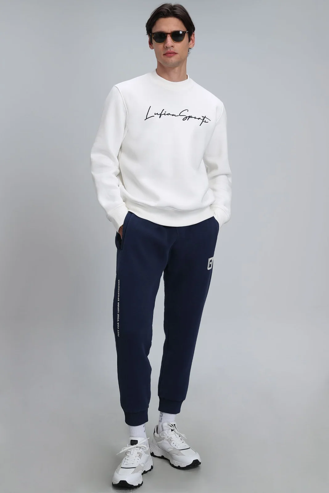 Lowe Erkek Sweatshirt Kırık Beyaz